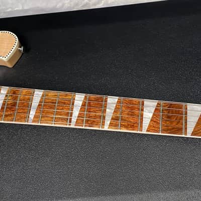 NEW ! Rickenbacker 660 Electric Guitar - Maple Glo - 7.4 lbs - Authorized Dealer - In-Stock! G07750 image 5