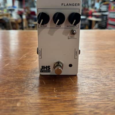 JHS 3 Series Flanger image 1