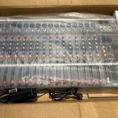 Weymic 16-Channel Audio Mixing Console w/ USB, Bluetooth & DSP Effects image 1