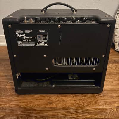 Fender Blues Junior III 15-Watt 1x12" Guitar Combo 2010 - 2017 - Black image 3