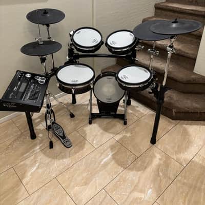 Roland TD-30K V-Drum Kit with Mesh Pads 2010s - Black