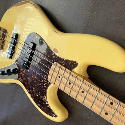 Fender Player Jazz Bass with Maple Fretboard 2018 - 2024 - Buttercream Reliced image 1