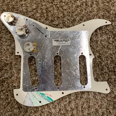Fender Stratocaster kit - Fender body, Fender Highway One pickups & Warmoth Tele neck Project image 2