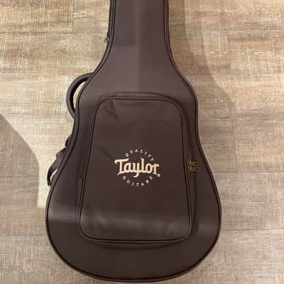 Taylor 210CE Plus Natural image 8