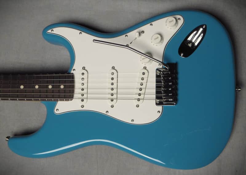 Fender Ltd Ed Custom Deluxe Stratocaster Taos Turquoise image 1