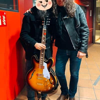 Epiphone Casino 2021 Vintage Sunburst signed by Carlos Raya image 20