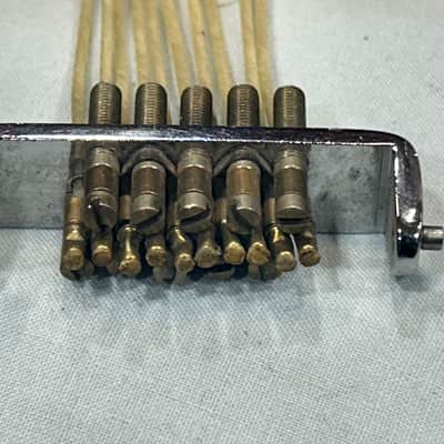Ludwig Super Sensitive 10 Strand Gut Snares (TDG-U-296) 30's?? - chrome image 15