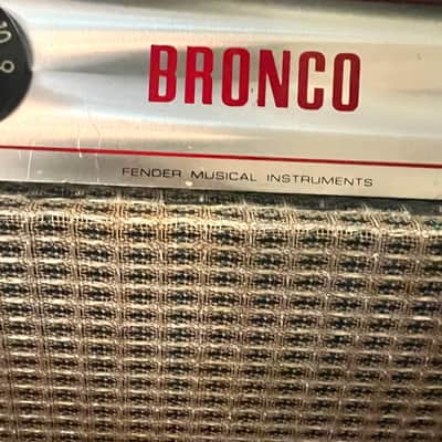 1970s Fender Bronco Rare  6 watt 1x8 speaker Silverface tube amplifier image 5