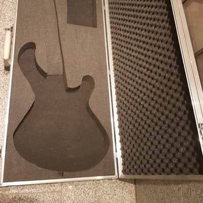 Universal Bass Flight Case Light & Super Grip image 4