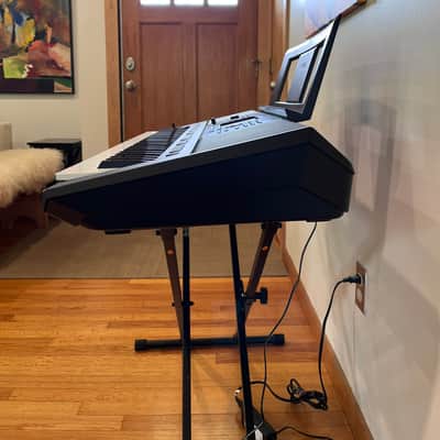 Yamaha PSR-SX720 61-Key Arranger Workstation 2024 - Present - Black image 3