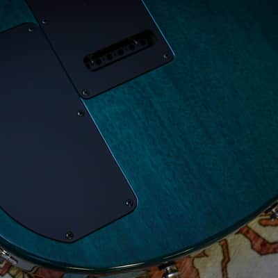 TOM ANDERSON USA Carved Top Bobcat "Bora Bora Burst + Rosewood" (2020) image 19