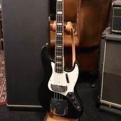 Fender 1972 Jazzbass Black with 60s Case image 1