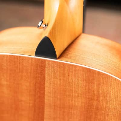Taylor GS Mini-e Mahogany Acoustic-Electric Guitar with Structured Gig Bag image 8