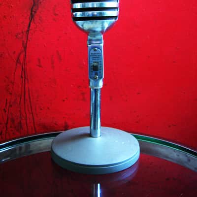 Vintage 1940's Electro-Voice 950 Cardax Crystal Microphone Hi Z w E.V 423A stand prop display image 1