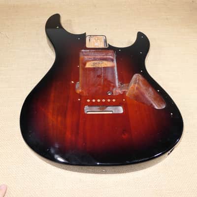 Body Sunburst, Genuine 2013 Yamaha Pacifica PAC 012 DLX image 4