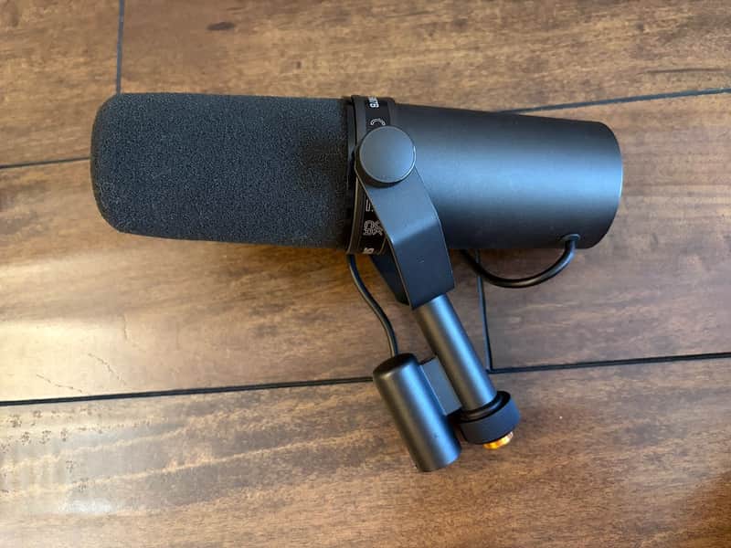Shure SM7B Cardioid Dynamic Microphone SM 7B image 1