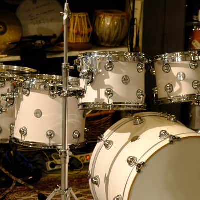 DS Drums Rebel CS 22/8/10/12/14/16 2010 - Snow White Stain image 3