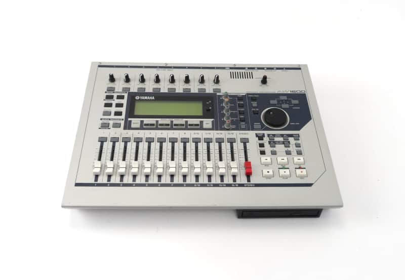 s*3様 Yamaha AW1600 & Tascam Porta Two ジャ Yamaha AW1600 & Tascam Porta Two ジャンク - メルカリ