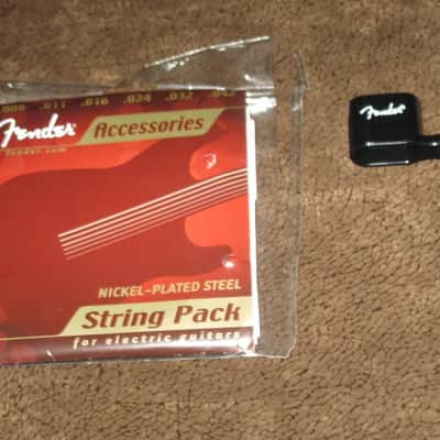 ONE SET new old stock Fender Nickel Plated Steel Electric Guitar Strings (gauge 9 set: 9, 11, 16, 24, 32, 42) P/N: 086-8204-103 and new Fender String Winder (for electric & acoustic guitar) - Model #: 0991028010 image 1