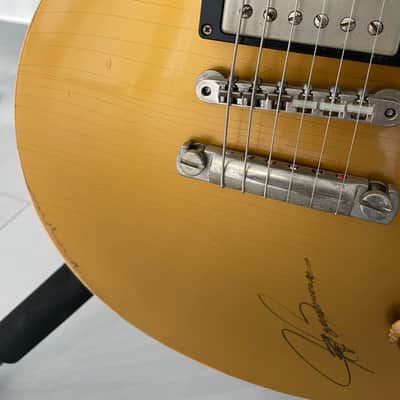 Gibson Custom Shop Joe Bonamassa Aged & Signed Les Paul Goldtop image 7