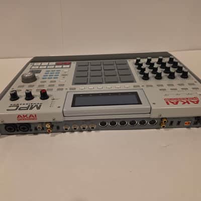 Akai MPC Renaissance Groove Production Studio 2012 - 2019 - Grey image 4