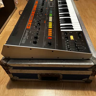 Roland Jupiter-8 +options image 3