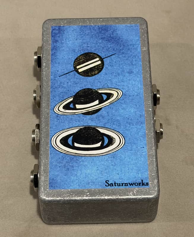 Saturnworks 2:4 Active Stereo Buffered Splitter / Buffer Pedal 2025 - Silver image 1