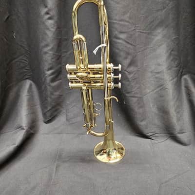 Getzen 300 Series Student Model Bb Trumpet w/ case image 2