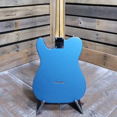 Used (2017) Fender Limited-Edition Classic Series '50s Telecaster Lake Placid Blue with Hardshell Case image 4