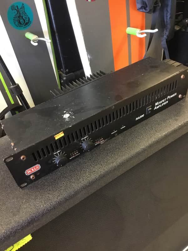 Rolls mosfet power amplifier RA200 80s Black image 1