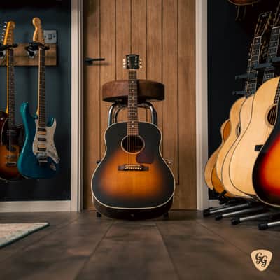Gibson J-45 2006 - Sunburst image 16