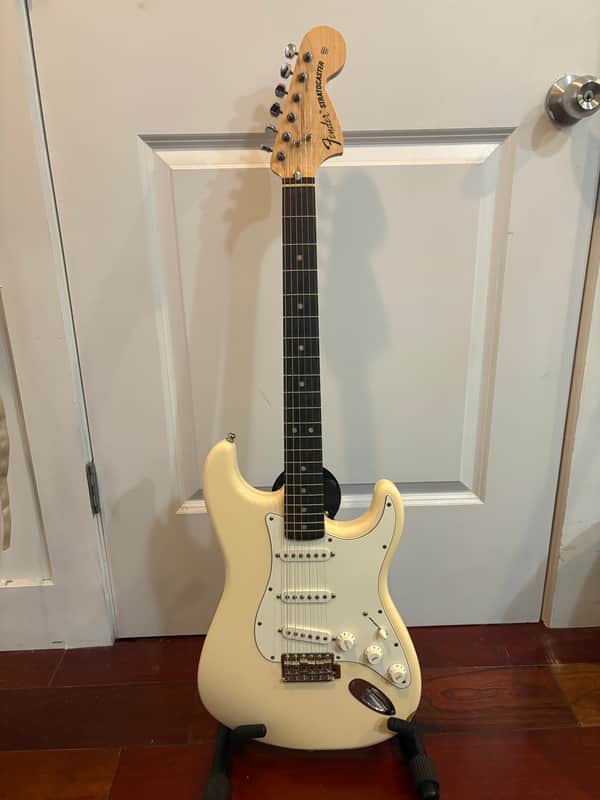 Fender Albert Hammond Jr Stratocaster w/ Hard Case - 2018 - Present - Arctic White