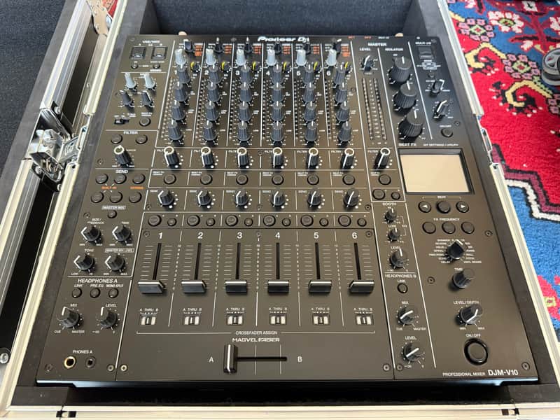 Pioneer DJM-V10 6-Channel Professional Mixer 2020 - Black image 1
