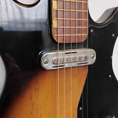 Teisco E100 - 1960s - Japan - Tobacco Sunburst image 10
