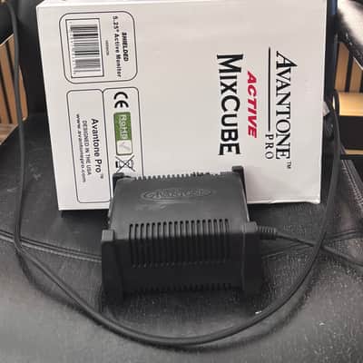 Avantone Pro Active Mixcubes (Single) 2014 - Present - Red image 2