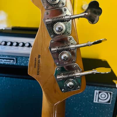 Fender Classic Series '50s Precision Bass 2005 - 2016 - Honey Blonde image 4