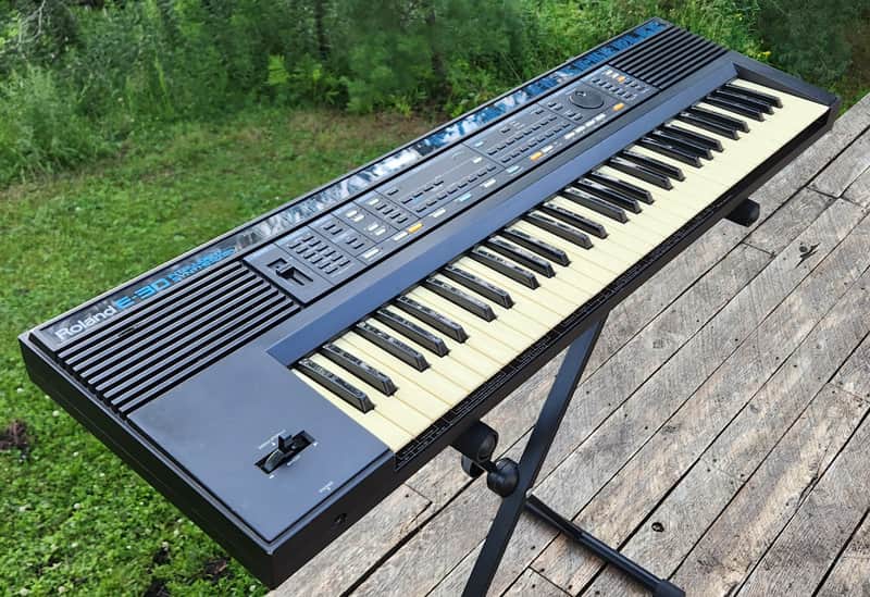 Roland E30 Intelligent Synthesizer 1988 Italy image 1