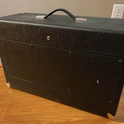 Carvin V212 2x12 Speaker Cabinet Mid 2010s Black Vinyl image 5