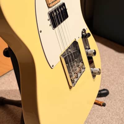 Fender American Performer Telecaster HUM 75th Anniversary  2021 - Vintage White image 2