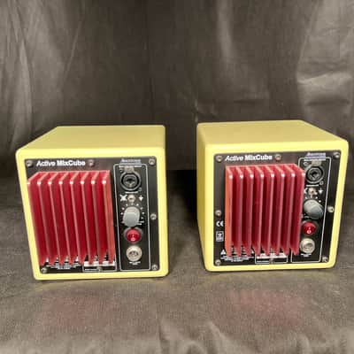 Avantone Pro Active MixCubes (Pair) 2011 - Present Buttercream image 2