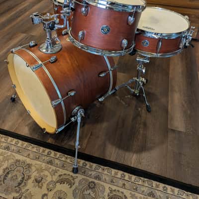 Gretsch Catalina Club 4 Piece Drumkit - Satin Walnut Glaze image 5