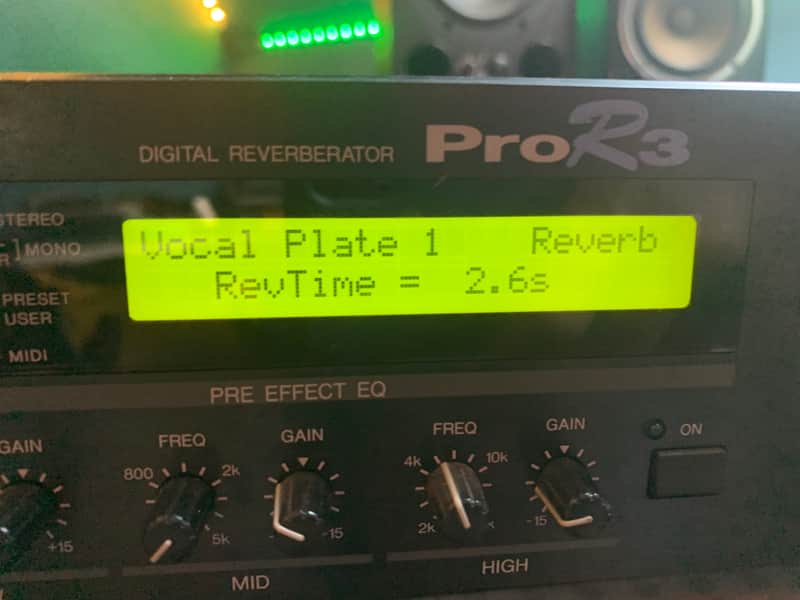 Yamaha Pro R3 Digital Reverberator 1995 - Black image 1