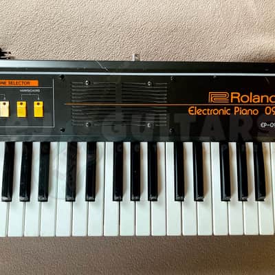 Roland EP-09 Vintage Analog Polyphonic Keyboard image 4