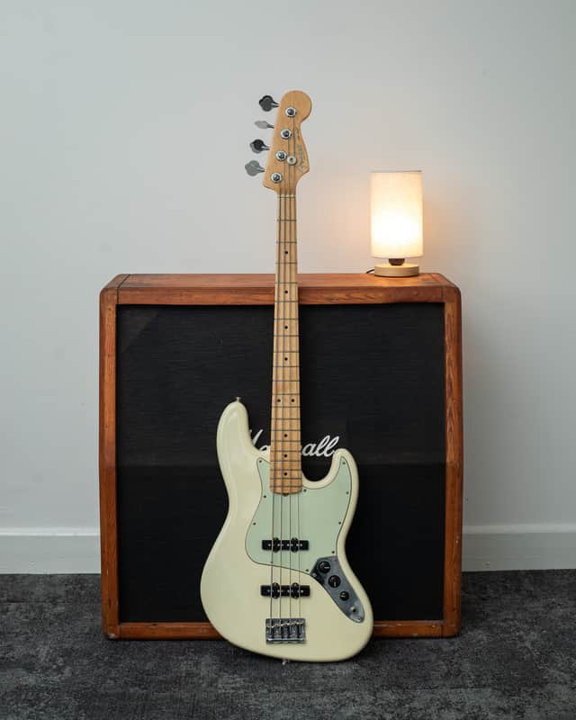 Fender American Pro Jazz Bass 2010's - Olympic White image 1