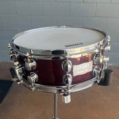 Mapex Saturn Series 5.5x14" Maple/Walnut Snare Drum in Transparent Cherry Red Lacquer image 2
