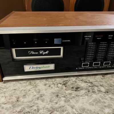 Electrophonic T-600 am/fm 8 track multiplex stereo receiver image 2