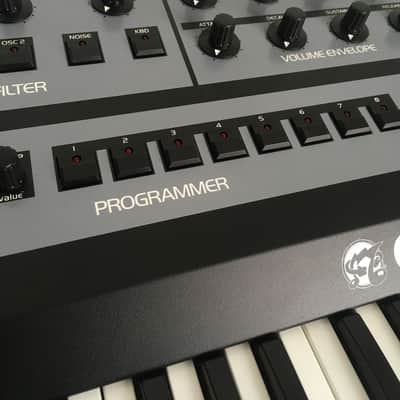 OBERHEIM OB-X8 + FLIGHTCASE / FLYCASE - PRINCE, QUEEN, POLICE, DEPECHE MODE, VAN HALEN - COMME NEUF image 11