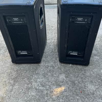 2x Mackie SR1521 Early 2000 - Solid wood box image 4