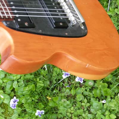 Yamaha Electric guitar two humbuckers tuning fork logo natural image 4
