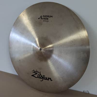 Zildjian 20" A Series Medium Ride Cymbal 1982 - 2012 - Traditional image 3